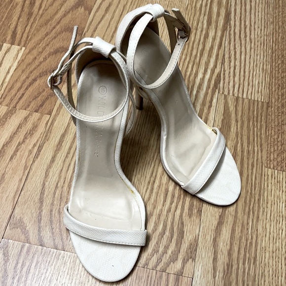 Natural Snakeskin Ankle Strap Heels size 5 - Picture 5 of 8